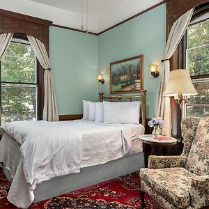 Reese Study Bedroom